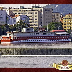 botel-albatros.praguehotelsweb.com/
